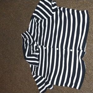 Rue 21 collar crop top